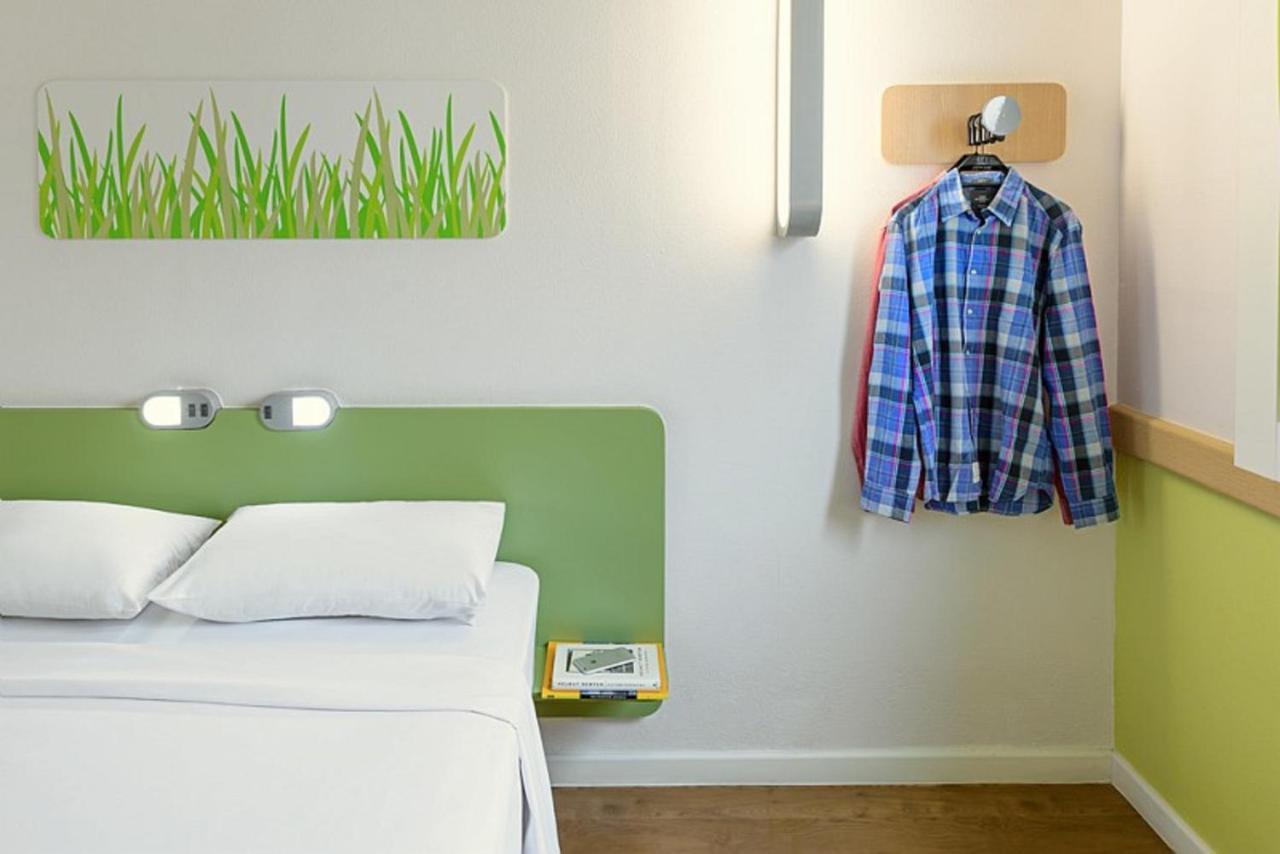 Ibis Budget Perpignan Centre Esterno foto